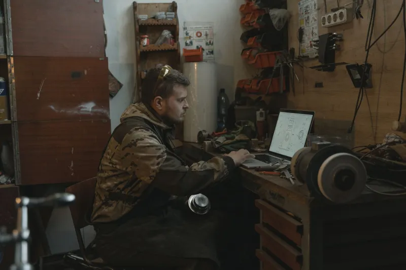 The One-Person Workshop: How Solo Makers Stay Connected Without Giving Up Their Solitude